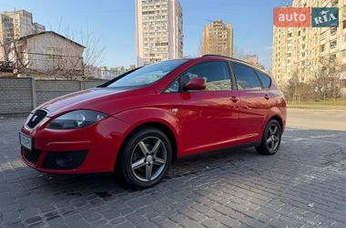 Минивэн SEAT Altea XL 2015 в Ромнах
