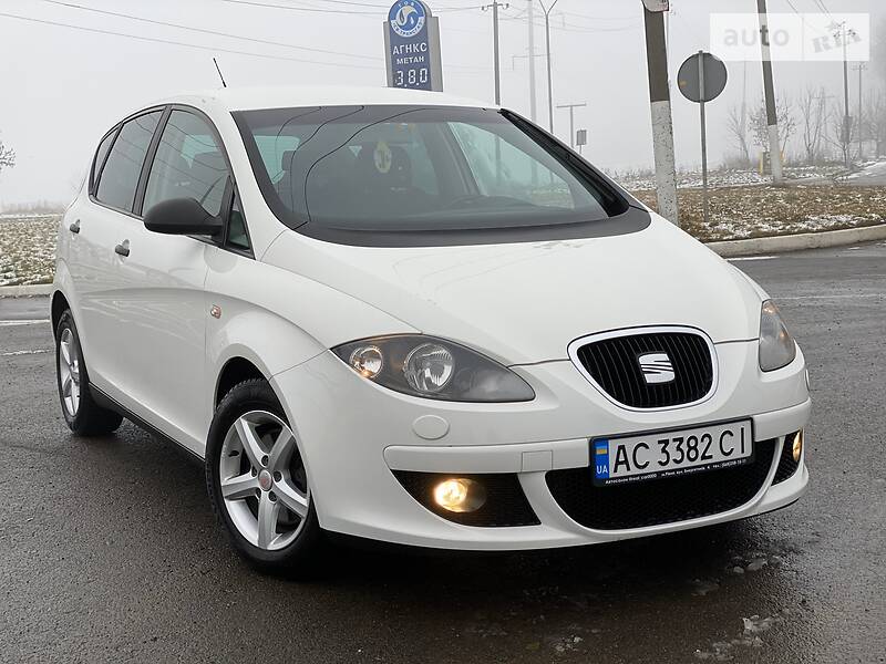Хетчбек SEAT Altea 2009 в 