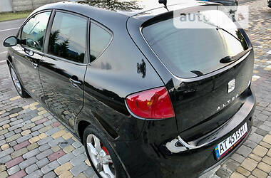 Хетчбек SEAT Altea 2009 в Снятині