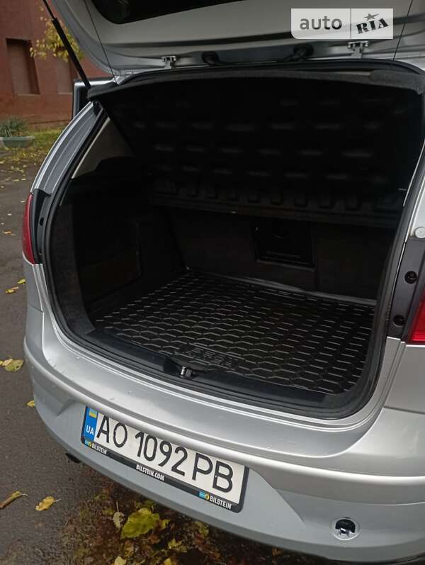 Минивэн SEAT Altea 2006 в Мукачево