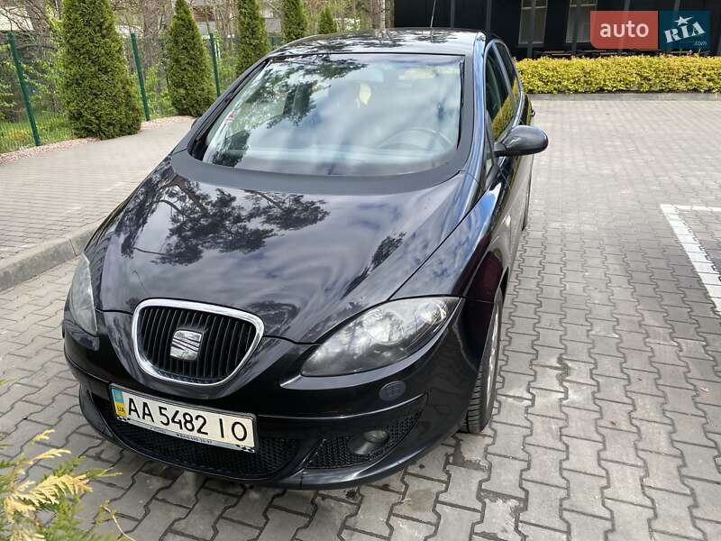 Минивэн SEAT Altea 2007 в Буче