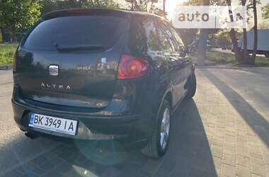 Минивэн SEAT Altea 2004 в Луцке