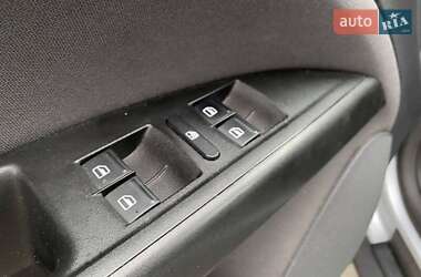 Минивэн SEAT Altea 2008 в 
