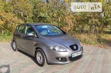 Минивэн SEAT Altea 2004 в Киеве