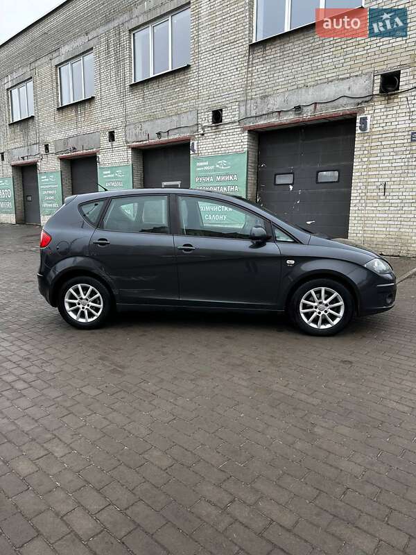 Минивэн SEAT Altea 2009 в Сумах