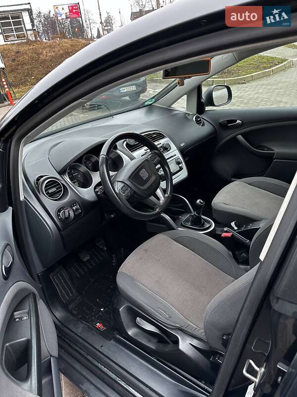 Минивэн SEAT Altea 2009 в Сумах