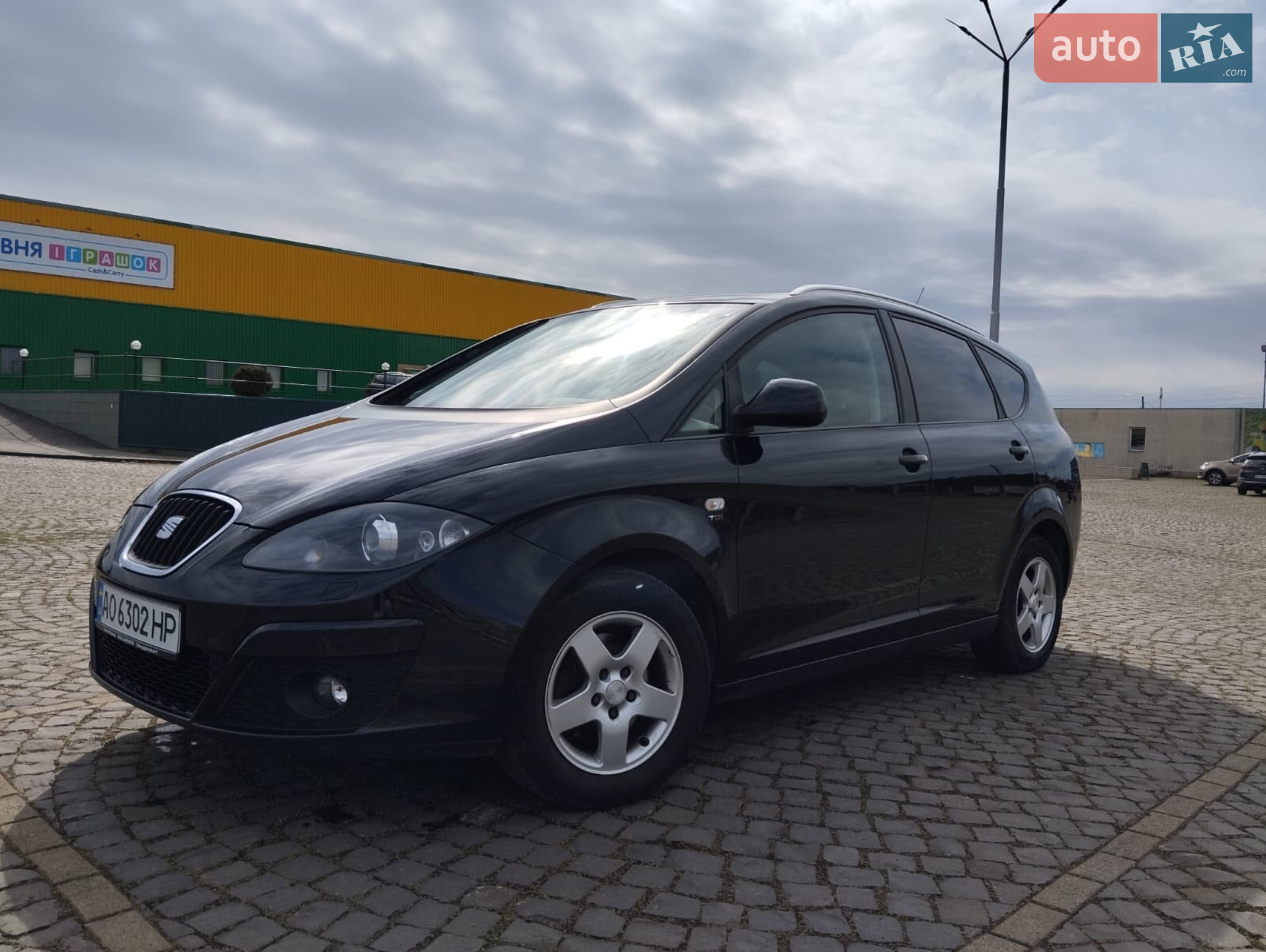 2011 SEAT Altea - мініатюра 2
