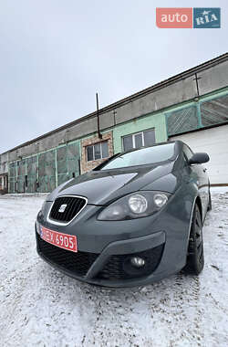 Минивэн SEAT Altea 2009 в Сумах