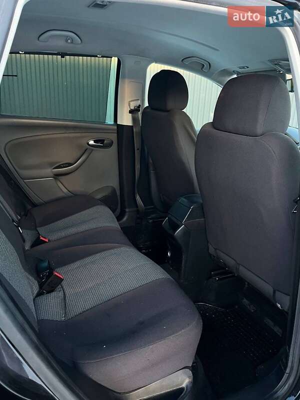 Минивэн SEAT Altea 2009 в Сарнах