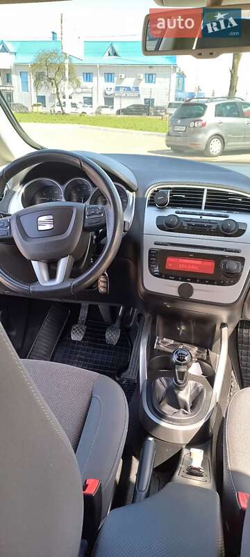 Минивэн SEAT Altea 2009 в Житомире