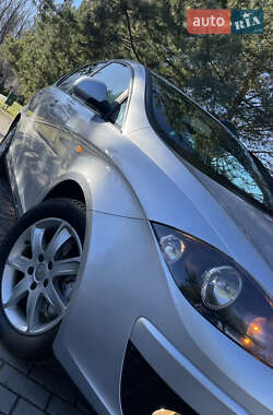 Мінівен SEAT Altea 2011 в 