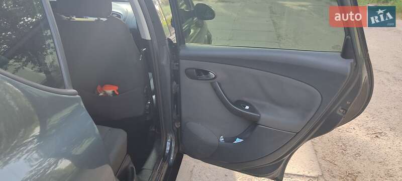 Мінівен SEAT Altea 2006 в Каневі