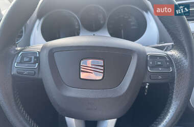 Минивэн SEAT Altea 2010 в 