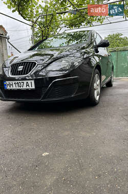Минивэн SEAT Altea 2010 в 