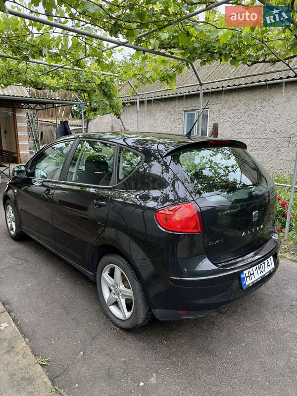 Мінівен SEAT Altea 2010 в Ізмаїлі фото 8 Мінівен SEAT Altea 2010 в Ізмаїлі