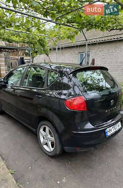 Минивэн SEAT Altea 2010 в 