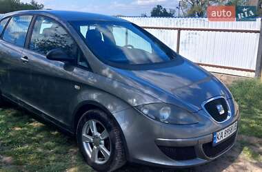 Минивэн SEAT Altea 2008 в 