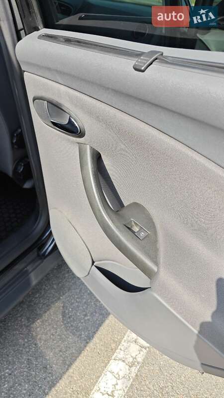 Минивэн SEAT Altea 2008 в Киеве