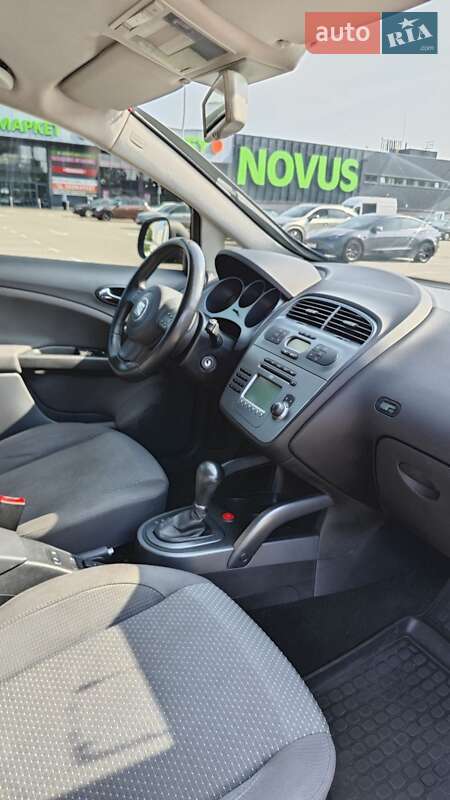 Минивэн SEAT Altea 2008 в Киеве