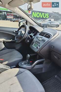 Минивэн SEAT Altea 2008 в 