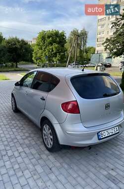 Минивэн SEAT Altea 2005 в 