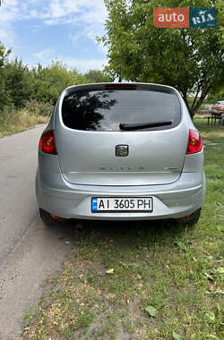 Минивэн SEAT Altea 2010 в 