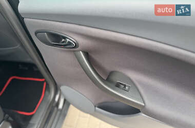 Минивэн SEAT Altea 2006 в 