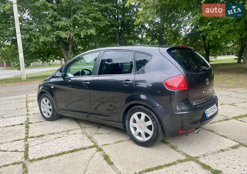 Минивэн SEAT Altea 2005 в Харькове