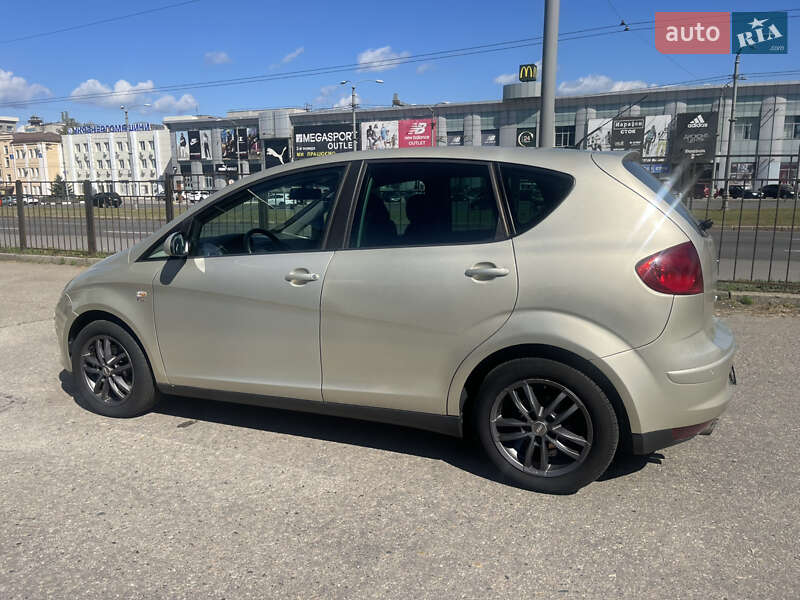 Минивэн SEAT Altea 2005 в Харькове
