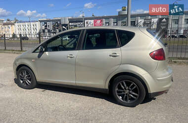 Минивэн SEAT Altea 2005 в 