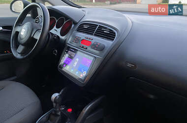 Минивэн SEAT Altea 2007 в 