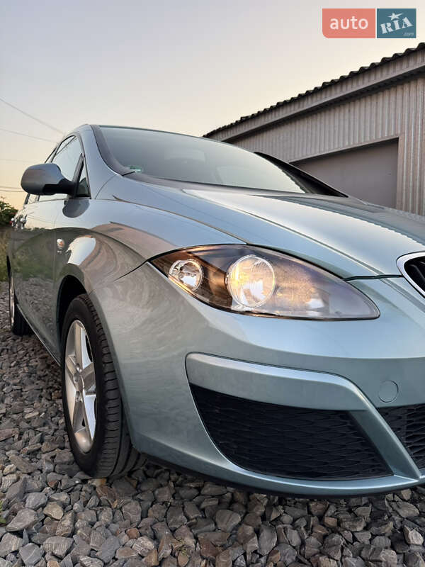 Минивэн SEAT Altea 2009 в Луцке