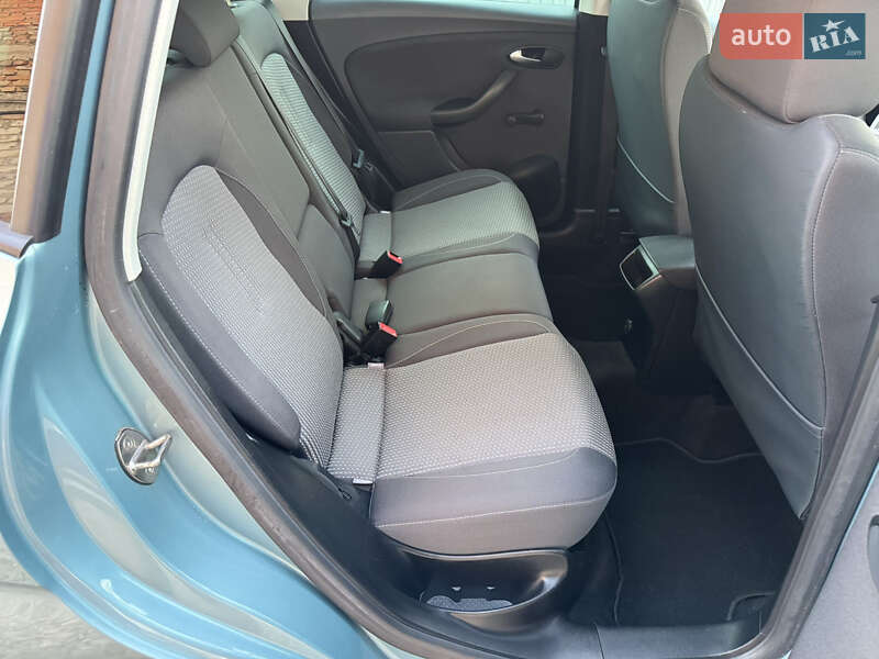 Минивэн SEAT Altea 2009 в Луцке