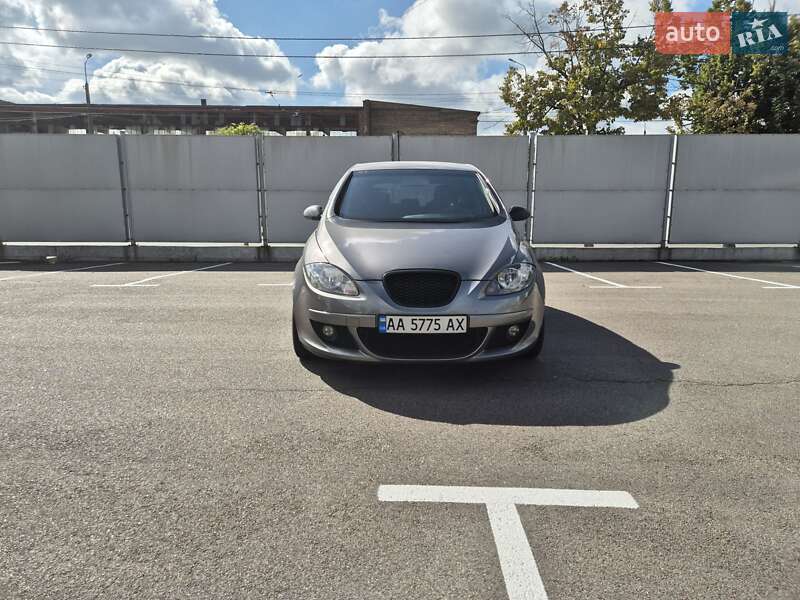 Минивэн SEAT Altea 2005 в Киеве