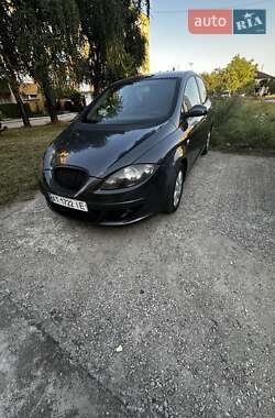 Минивэн SEAT Altea 2008 в 