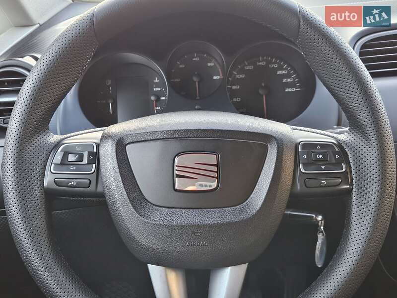 Минивэн SEAT Altea 2013 в Дрогобыче