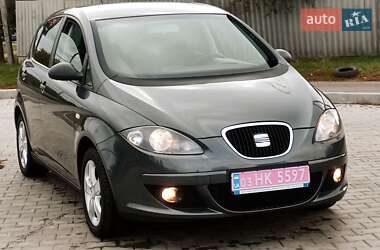 Минивэн SEAT Altea 2008 в 
