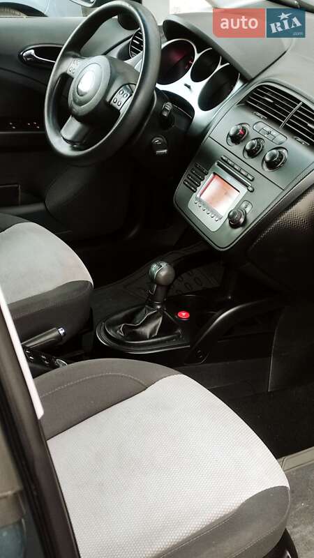 Минивэн SEAT Altea 2008 в Полтаве