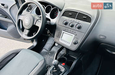 Минивэн SEAT Altea 2007 в 