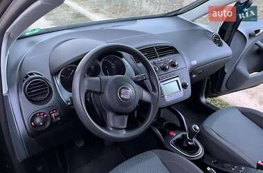 Минивэн SEAT Altea 2008 в 