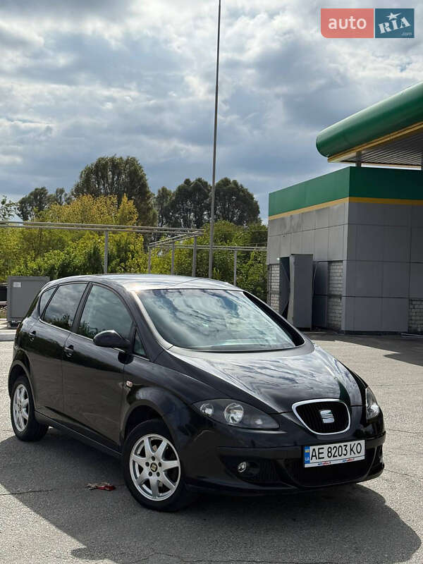 Минивэн SEAT Altea 2008 в 
