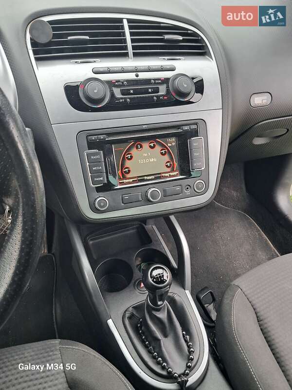 Минивэн SEAT Altea 2010 в Ровно