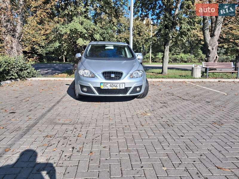 Минивэн SEAT Altea 2011 в 