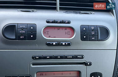 Минивэн SEAT Altea 2004 в 