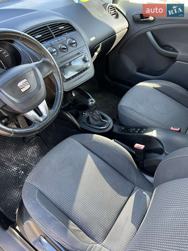 Минивэн SEAT Altea 2010 в Львове