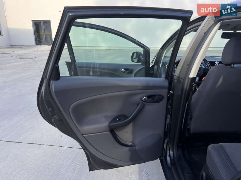 Минивэн SEAT Altea 2010 в Луцке фото 11 Минивэн SEAT Altea 2010 в Луцке