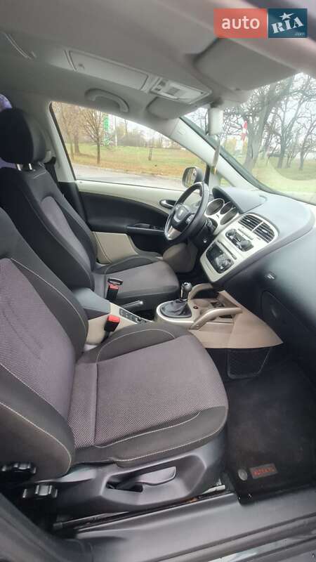 Мінівен SEAT Altea 2010 в Запоріжжі фото 10 Мінівен SEAT Altea 2010 в Запоріжжі