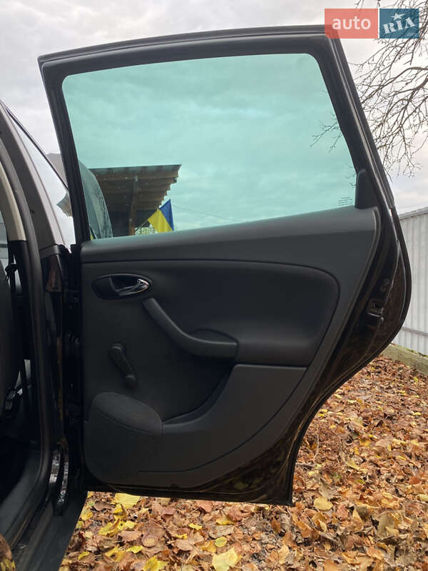 Минивэн SEAT Altea 2007 в Староконстантинове