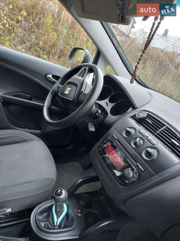 Мінівен SEAT Altea 2010 в Луцьку фото 5 Мінівен SEAT Altea 2010 в Луцьку