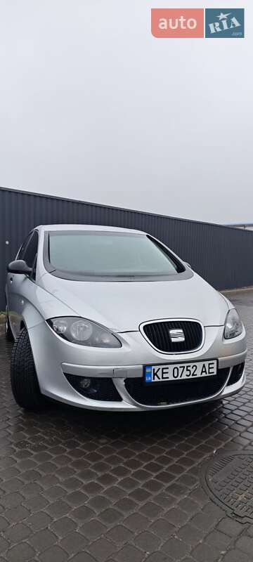 Минивэн SEAT Altea 2004 в Днепре